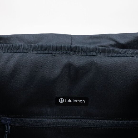 Lululemon Wunderlust Backpack 25L Blue - Picture 12 of 16